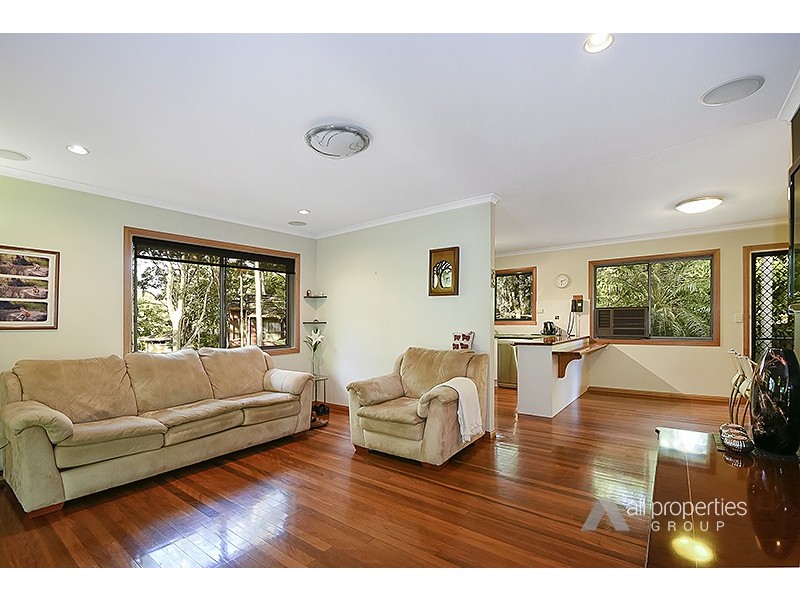 30 Tanah Merah Avenue, Tanah Merah QLD 4128