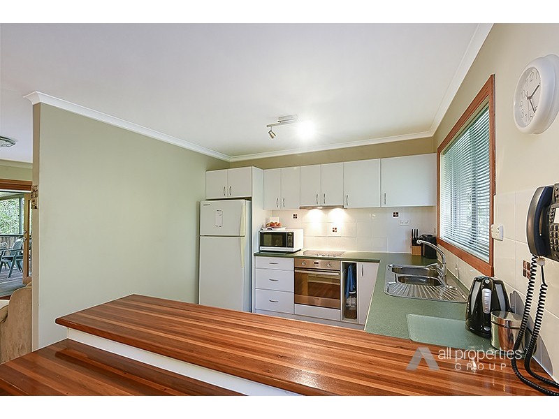 30 Tanah Merah Avenue, Tanah Merah QLD 4128