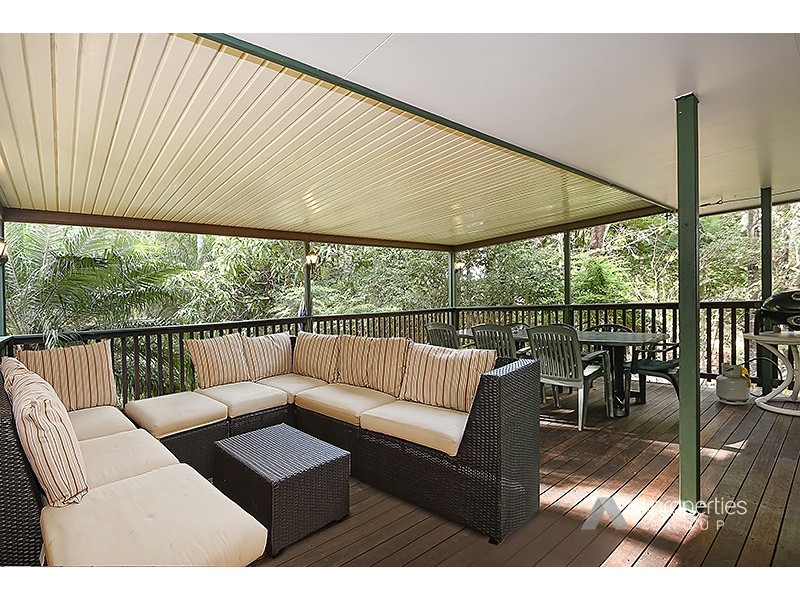 30 Tanah Merah Avenue, Tanah Merah QLD 4128