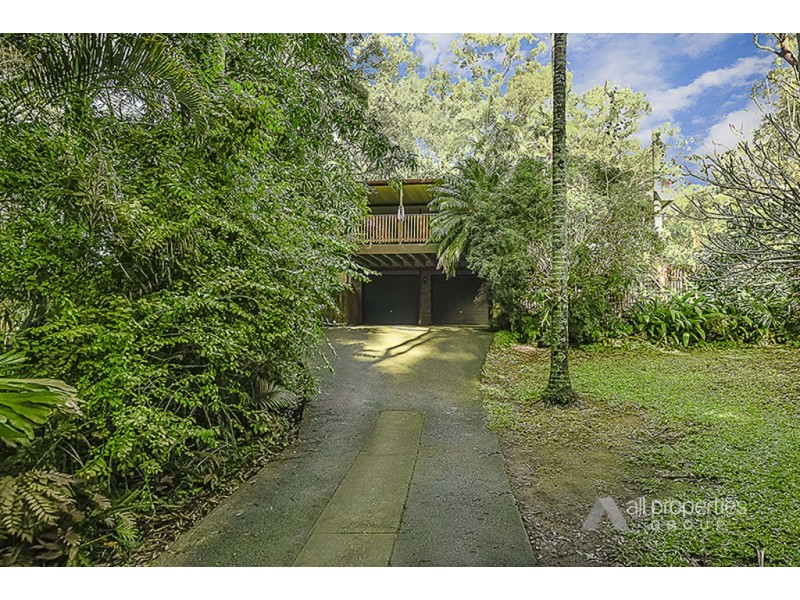 30 Tanah Merah Avenue, Tanah Merah QLD 4128