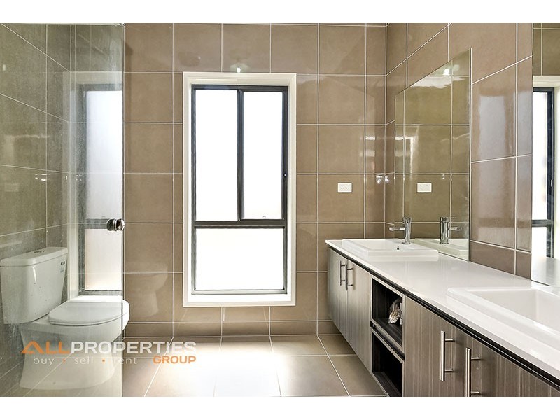 40 South Quarter Drive, Loganlea QLD 4131