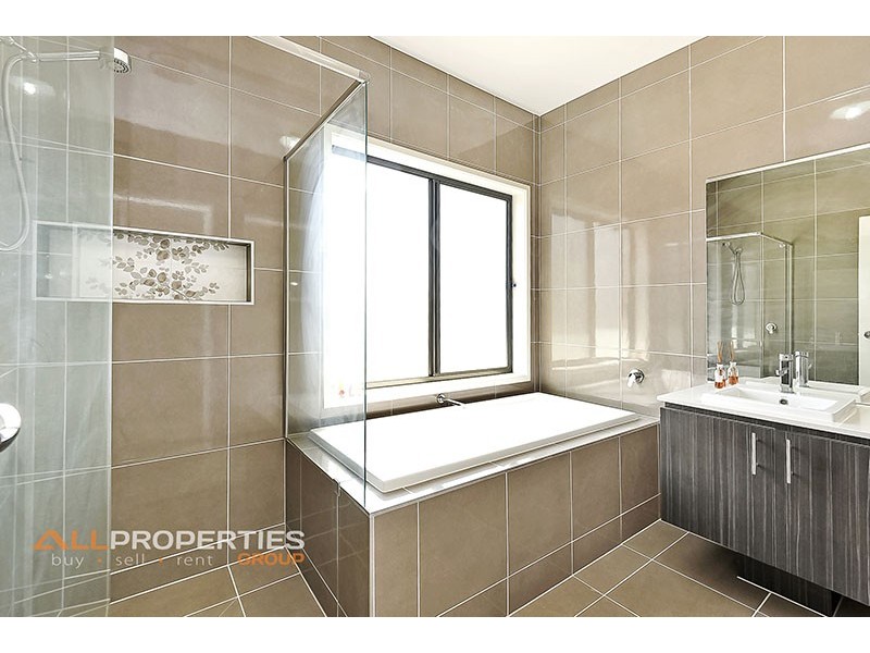 40 South Quarter Drive, Loganlea QLD 4131