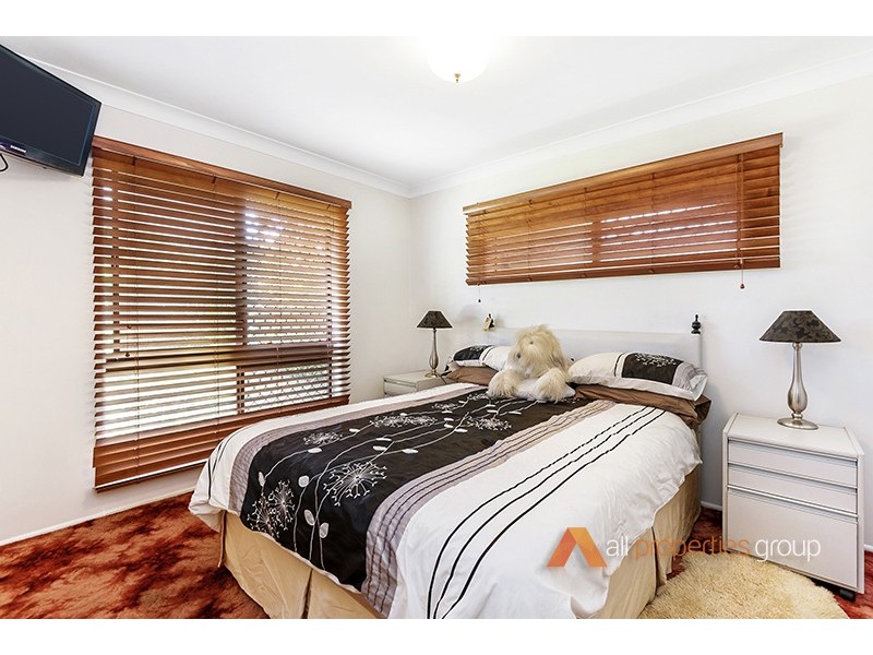 13 Kraatz Avenue, Loganlea QLD 4131