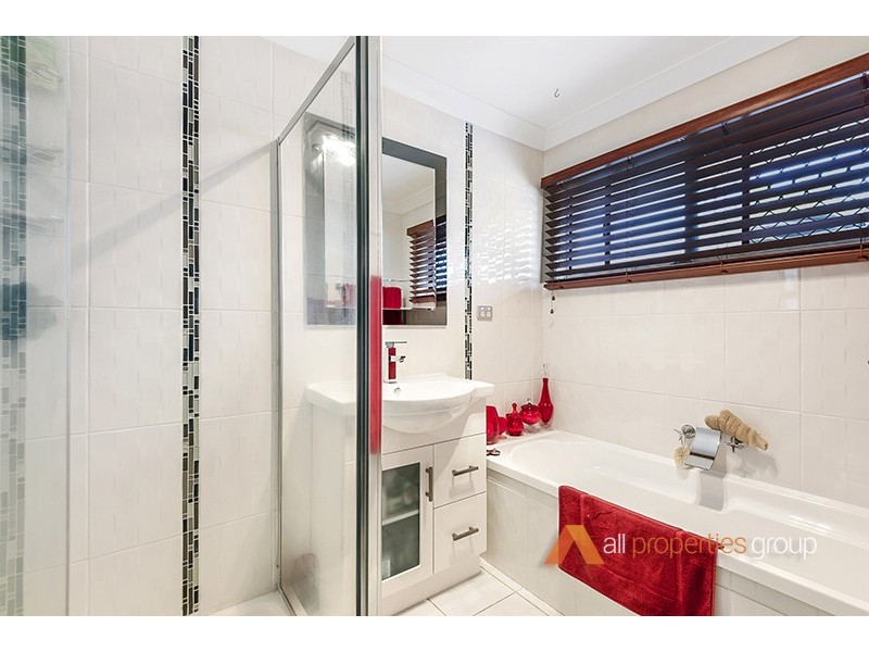 13 Kraatz Avenue, Loganlea QLD 4131
