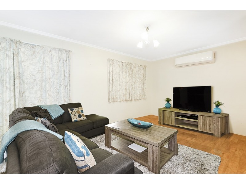 18 Melnik Drive, Loganlea QLD 4131