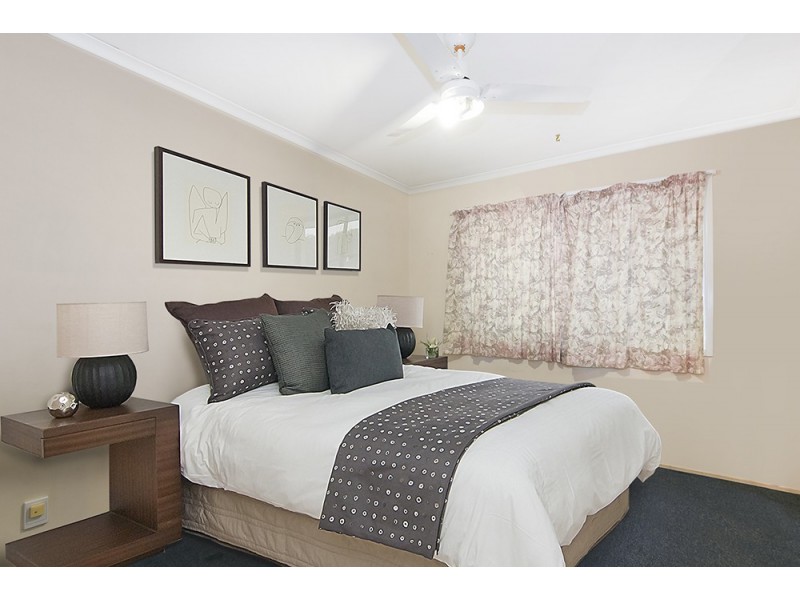 18 Melnik Drive, Loganlea QLD 4131