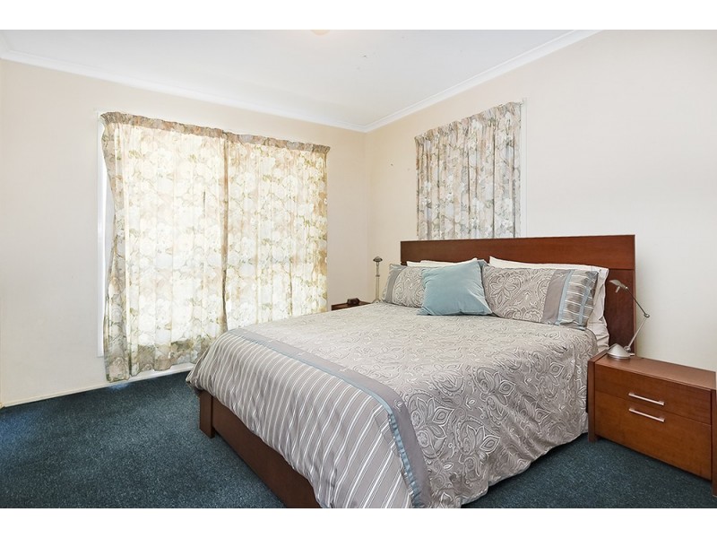 18 Melnik Drive, Loganlea QLD 4131