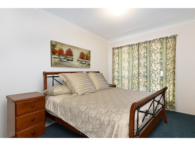 18 Melnik Drive, Loganlea QLD 4131