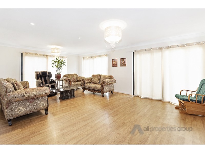 54 South Quarter Drive, Loganlea QLD 4131