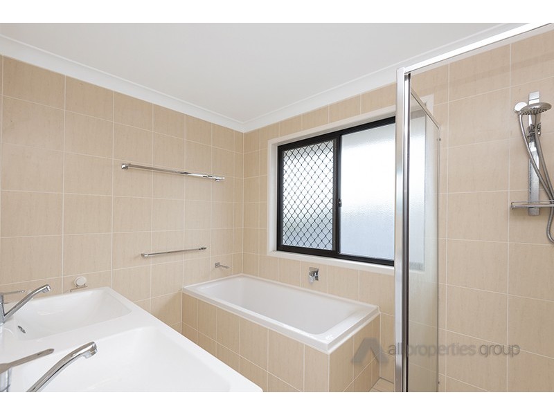 54 South Quarter Drive, Loganlea QLD 4131