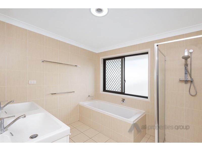 54 South Quarter Drive, Loganlea QLD 4131