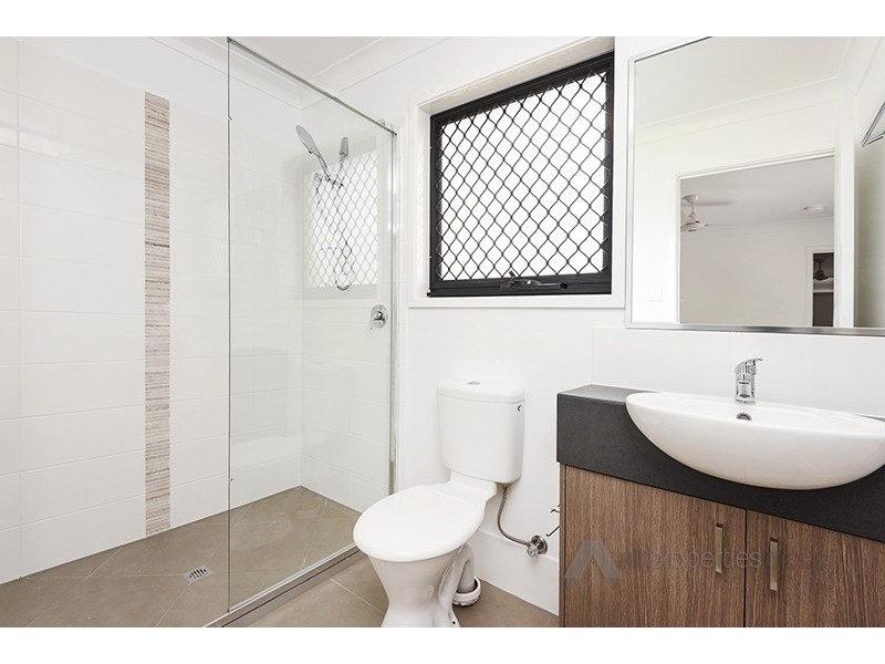 2/23 Appian Way, Loganlea QLD 4131