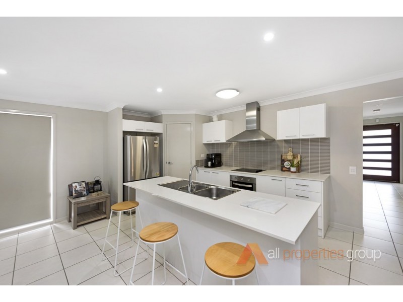 5 Sandell St, Yarrabilba QLD 4207