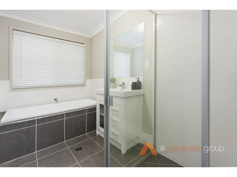 5 Sandell St, Yarrabilba QLD 4207