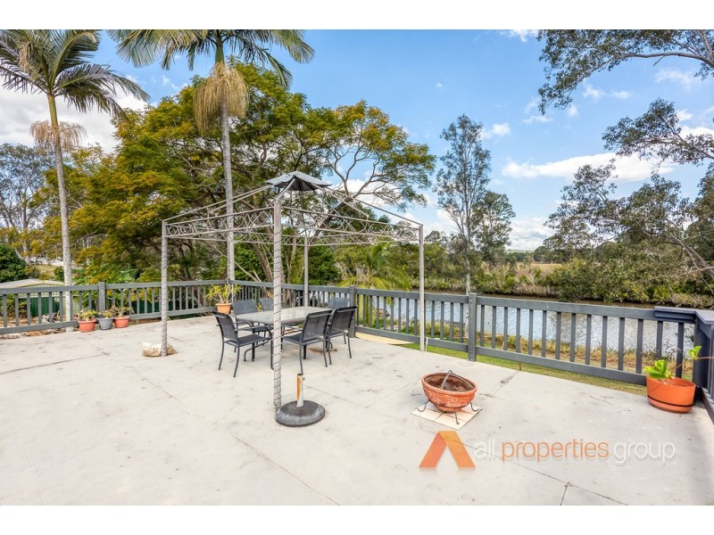 27 Loffs Road, Loganholme QLD 4129
