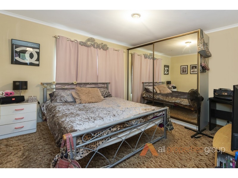 27 Loffs Road, Loganholme QLD 4129