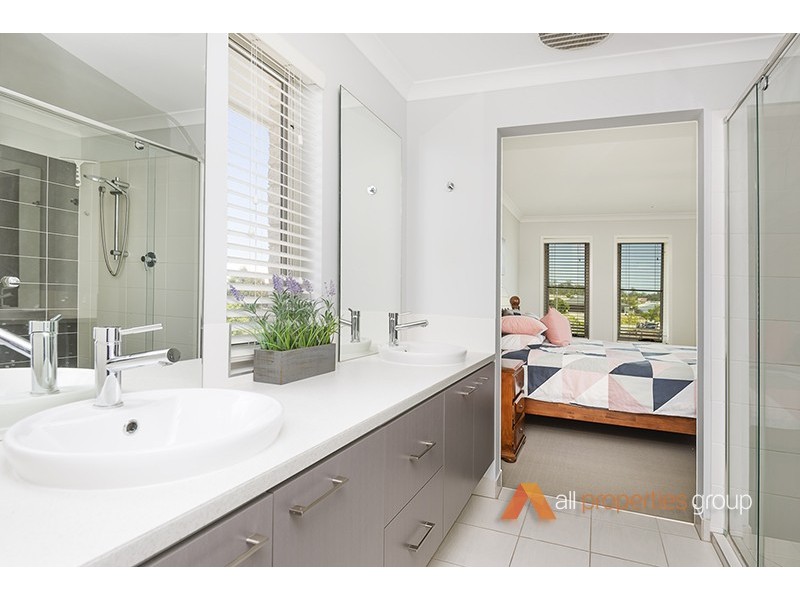 5 Schroeder Street, Yarrabilba QLD 4207
