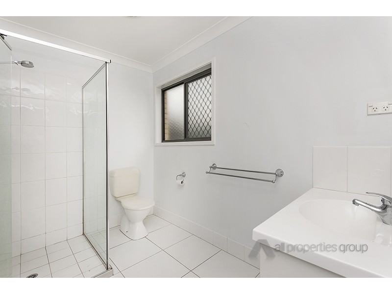 2. Sandpiper Circuit, Eagleby QLD 4207