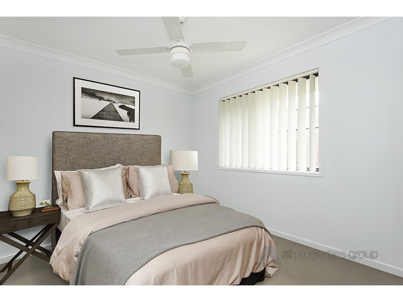 2. Sandpiper Circuit, Eagleby QLD 4207