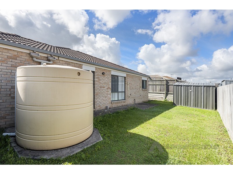 2. Sandpiper Circuit, Eagleby QLD 4207