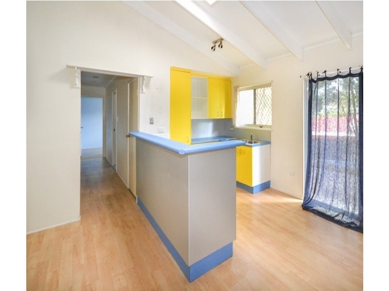 8 Dumosa Court, Beenleigh QLD 4207