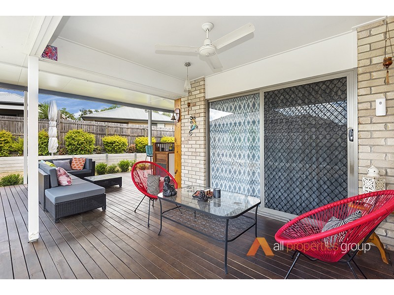 45 Cobblestone Avenue, Logan Reserve QLD 4133