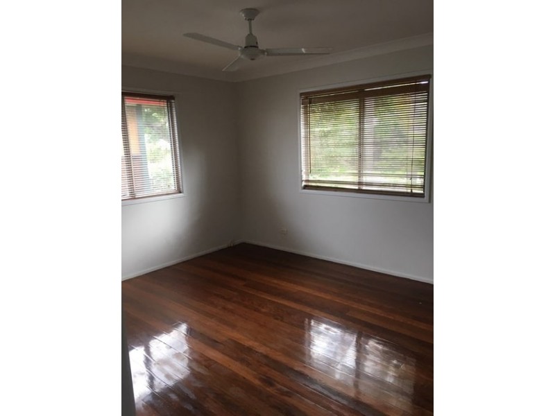 9 Gwinear Street, Kingston QLD 4114