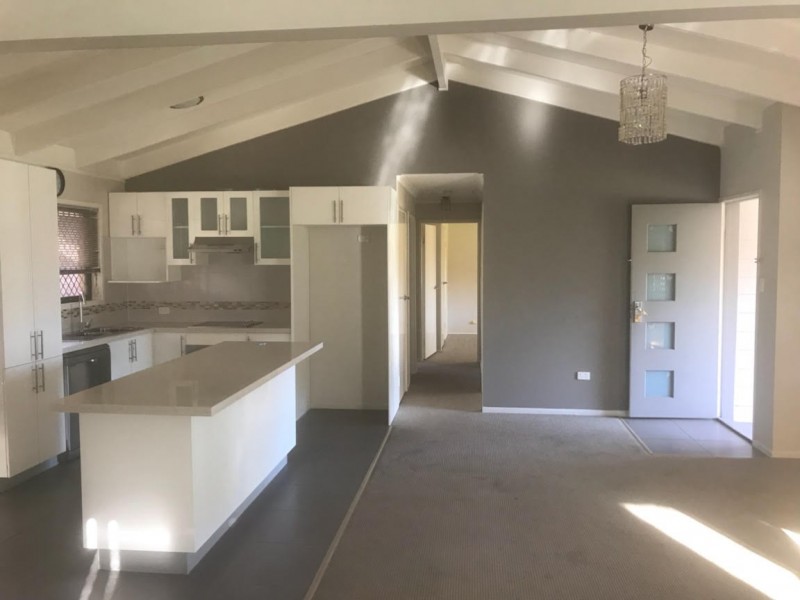 45 Enford Street, Hillcrest QLD 4118