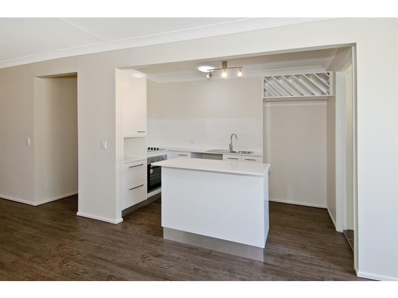 39 Robert Stanley Drive, Mount Warren Park QLD 4207
