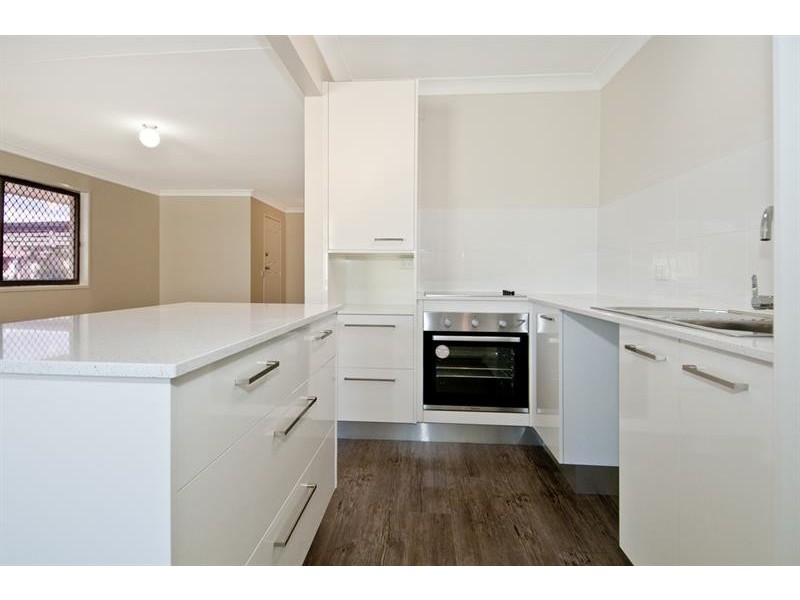 39 Robert Stanley Drive, Mount Warren Park QLD 4207