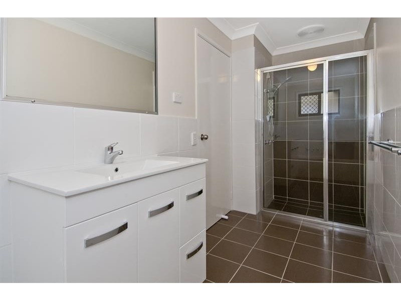 39 Robert Stanley Drive, Mount Warren Park QLD 4207