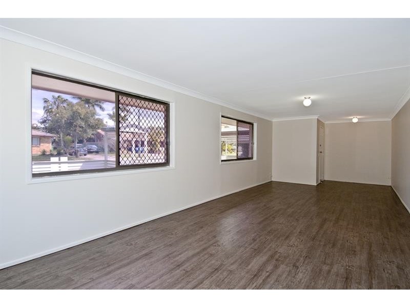 39 Robert Stanley Drive, Mount Warren Park QLD 4207