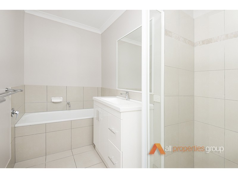 8. Baxton Place, Shailer Park QLD 4128