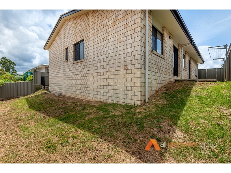 8. Baxton Place, Shailer Park QLD 4128