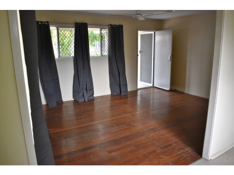 5 Errol Street, Loganlea QLD 4131