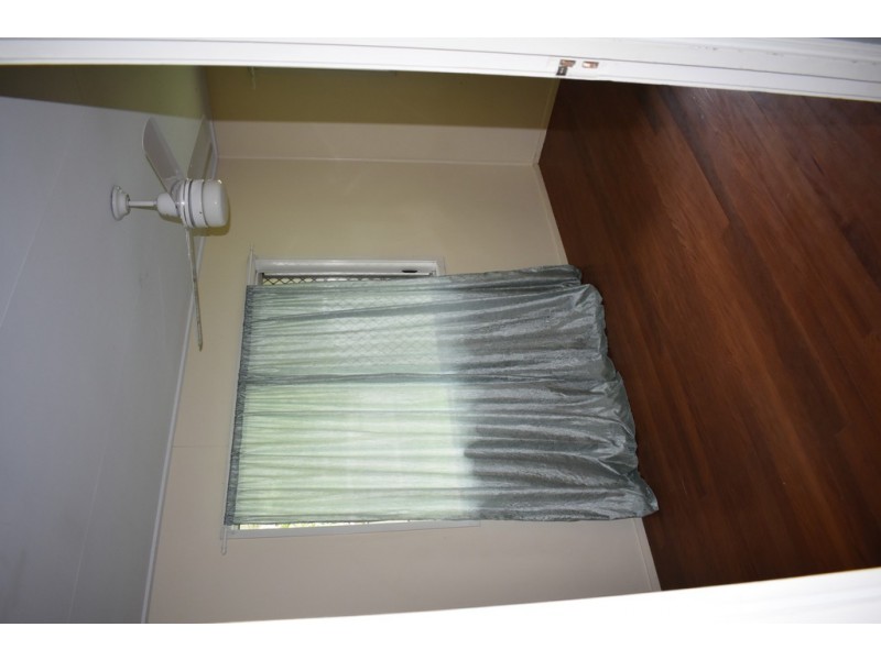 5 Errol Street, Loganlea QLD 4131