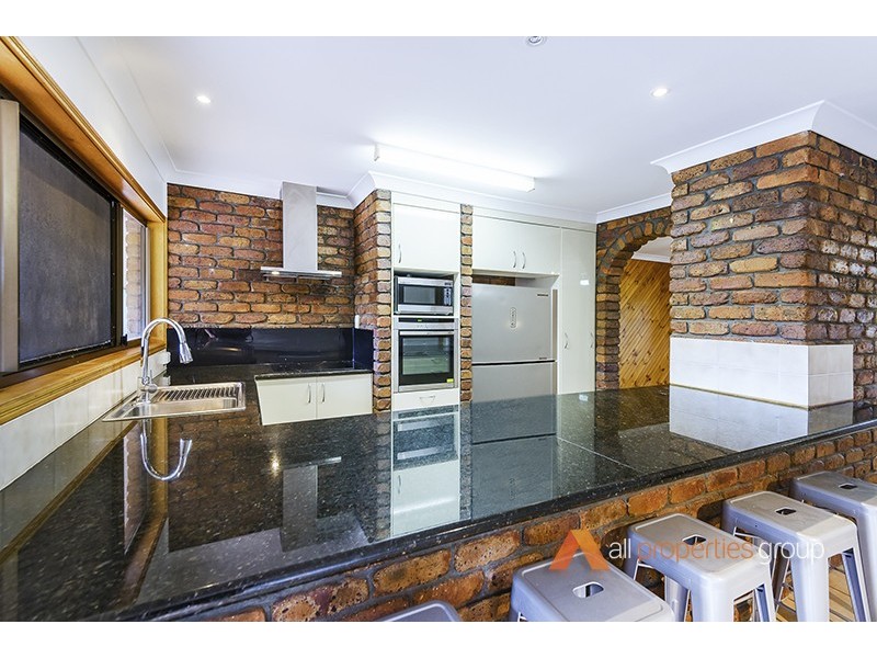 182-184 Andrew Rd, Greenbank QLD 4124
