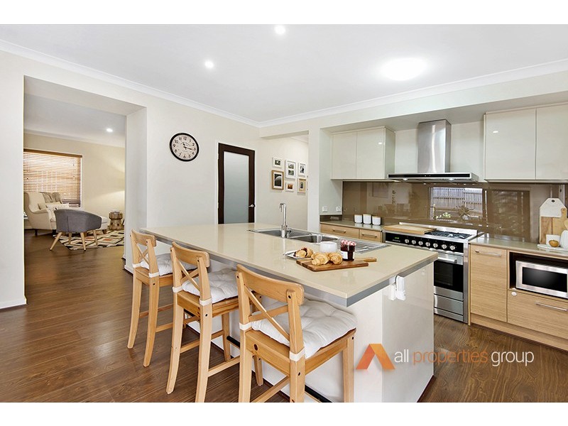 27 Slate Ct, Logan Reserve QLD 4133