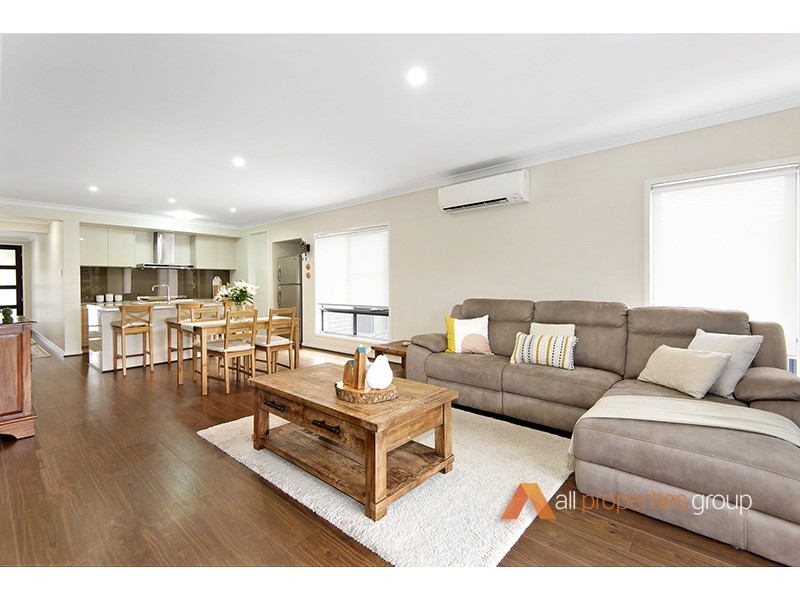 27 Slate Ct, Logan Reserve QLD 4133