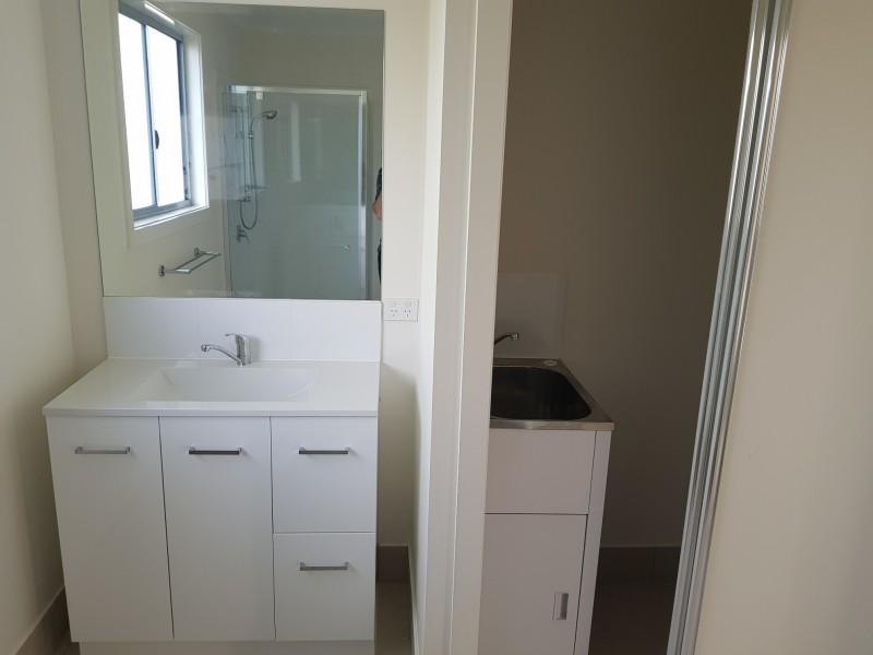 24a Hill Street, Kingston QLD 4114