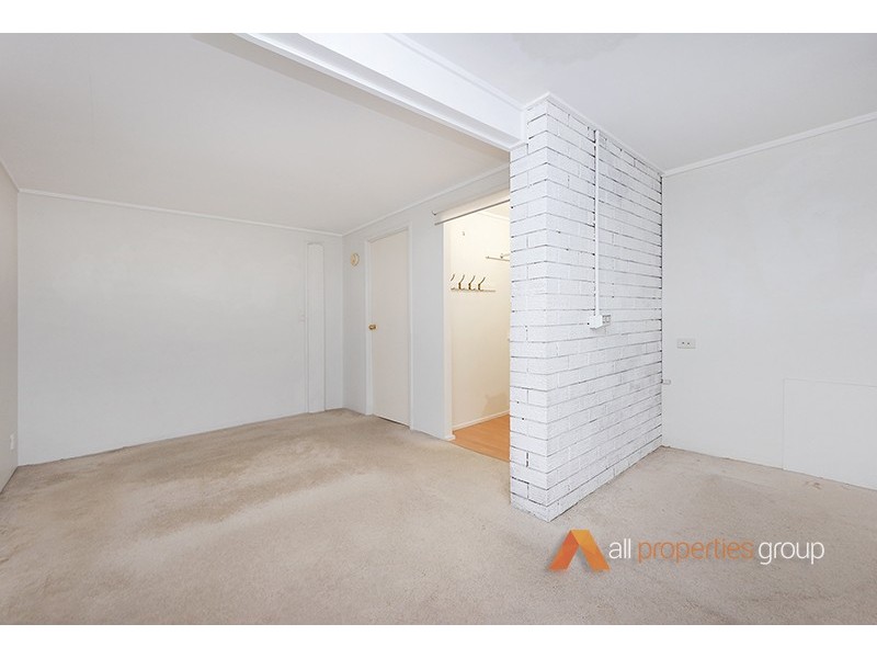 24 Hope St, Kingston QLD 4114