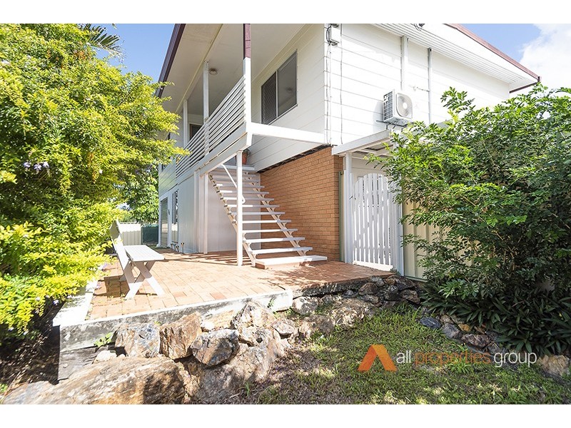 24 Hope St, Kingston QLD 4114