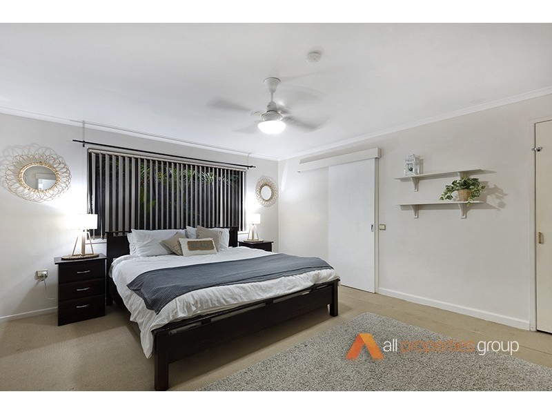 45 Jilbard Drive, Springwood QLD 4127