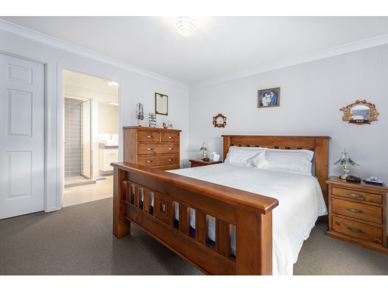 13 Sueinnes Street, Eagleby QLD 4207