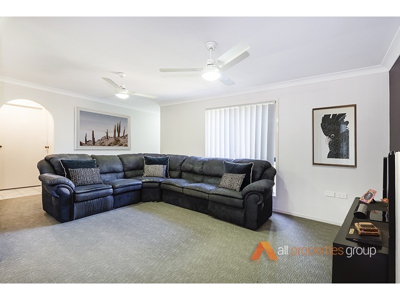 73 Evergreen Avenue, Loganlea QLD 4131