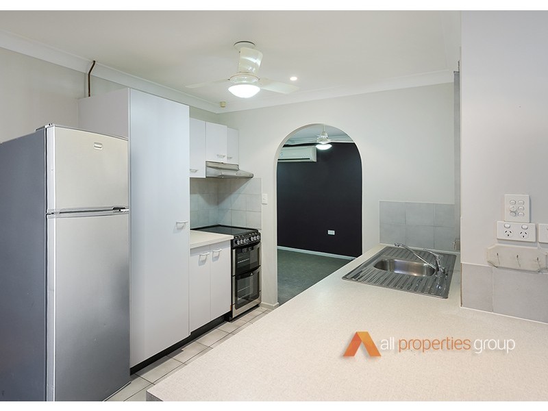 73 Evergreen Avenue, Loganlea QLD 4131