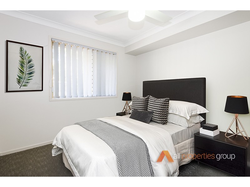 73 Evergreen Avenue, Loganlea QLD 4131