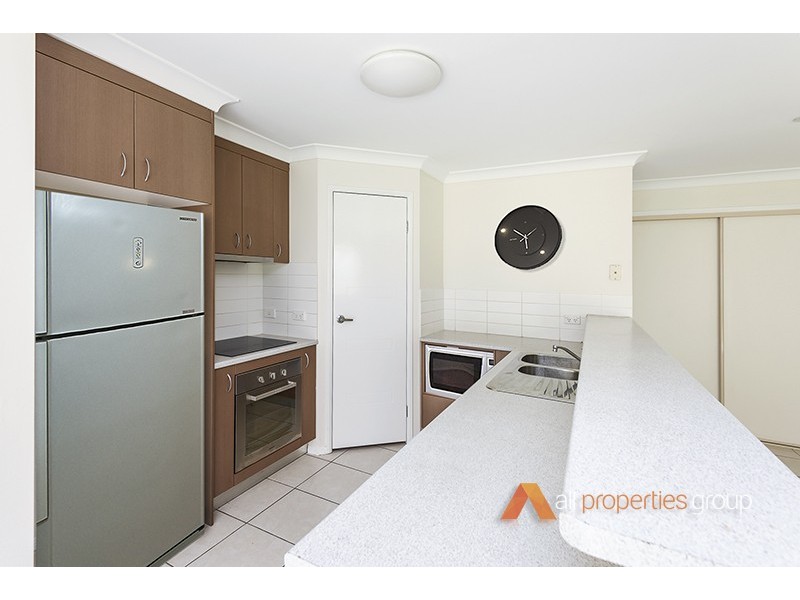 28C. Spruce Street, Loganlea QLD 4131