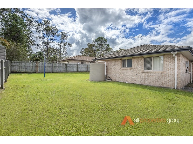 28C. Spruce Street, Loganlea QLD 4131