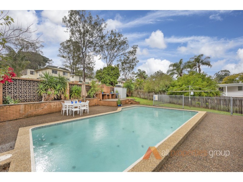 21 Palm Ave, Kingston QLD 4114